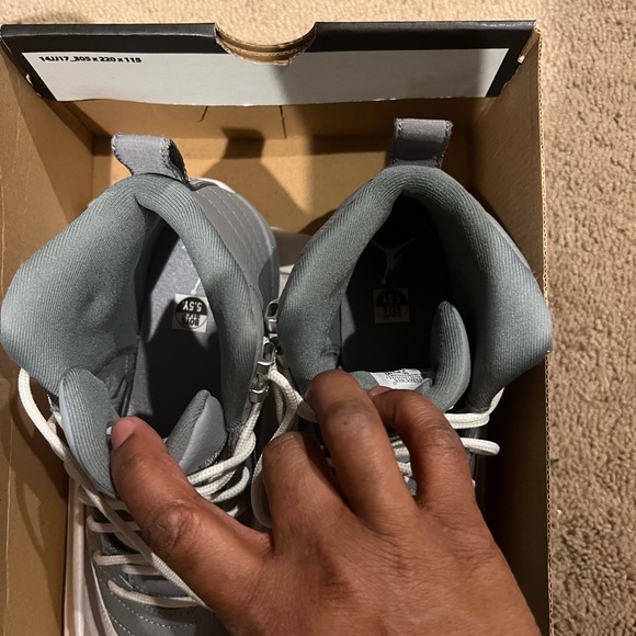 Jordan 12 Retro (GS) - Cool Grey - Picture 6 of 6